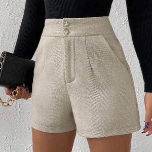 BRAND NEW Calvaya Slant Pocket Shorts